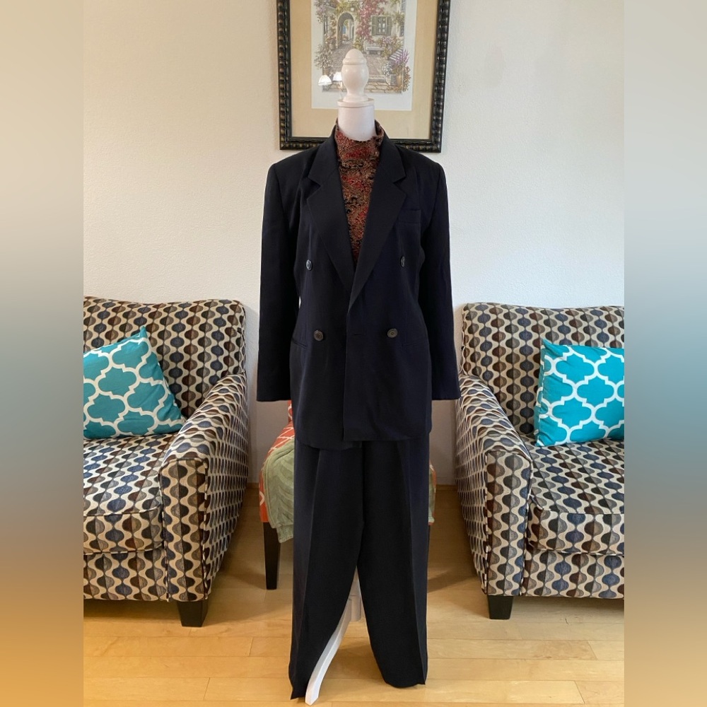 Casual Corner Career PantsSuit, Blazer and Trousers, Y2K, Black, Size 6